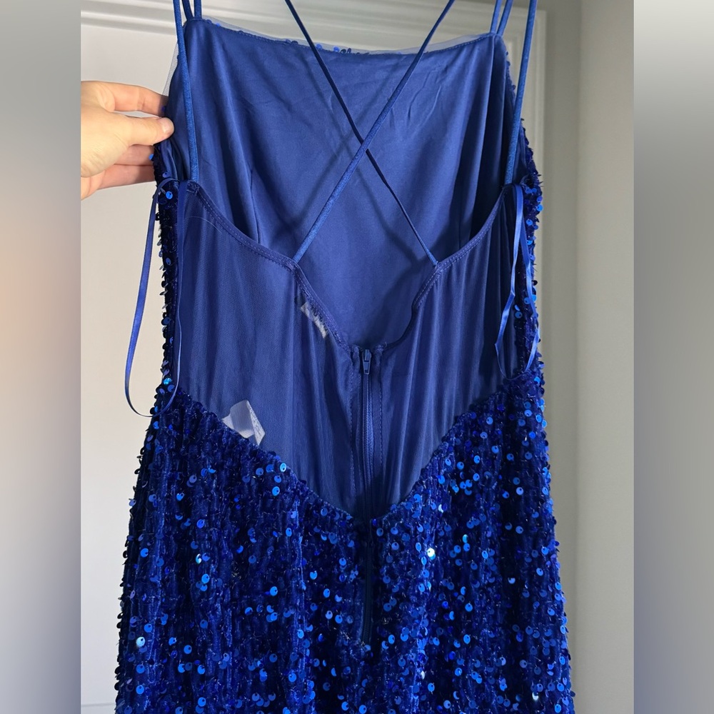 Banjul Elegant Blue Sequin Evening Gown Mardi Gras Ball - Picture 8 of 16